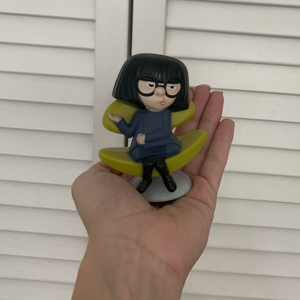 Edna Mode Incredibles Plastic Figurine